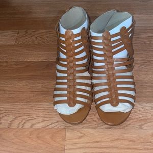 NWOT Tan A.n.a Sandals - Size 9.5